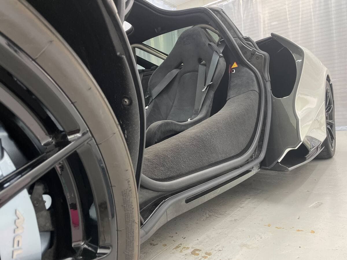 マクラーレン 765LT|研磨・インテリア|福井市 アニマートカーメンテナンス